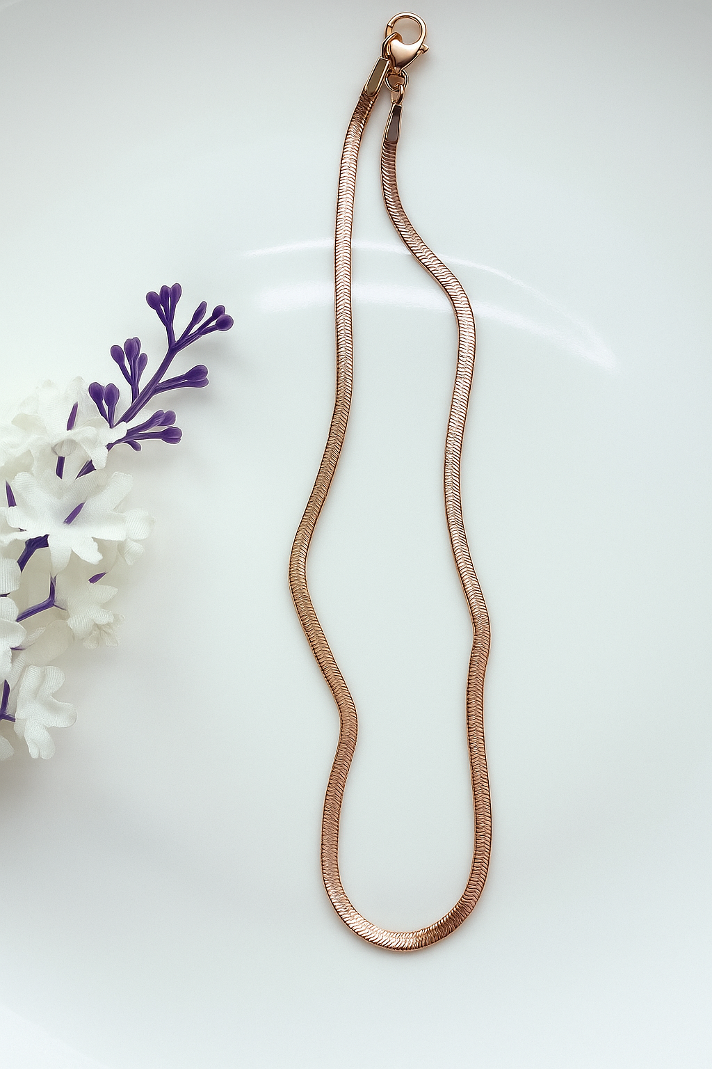 Stylish Rose Gold Neck Chain
