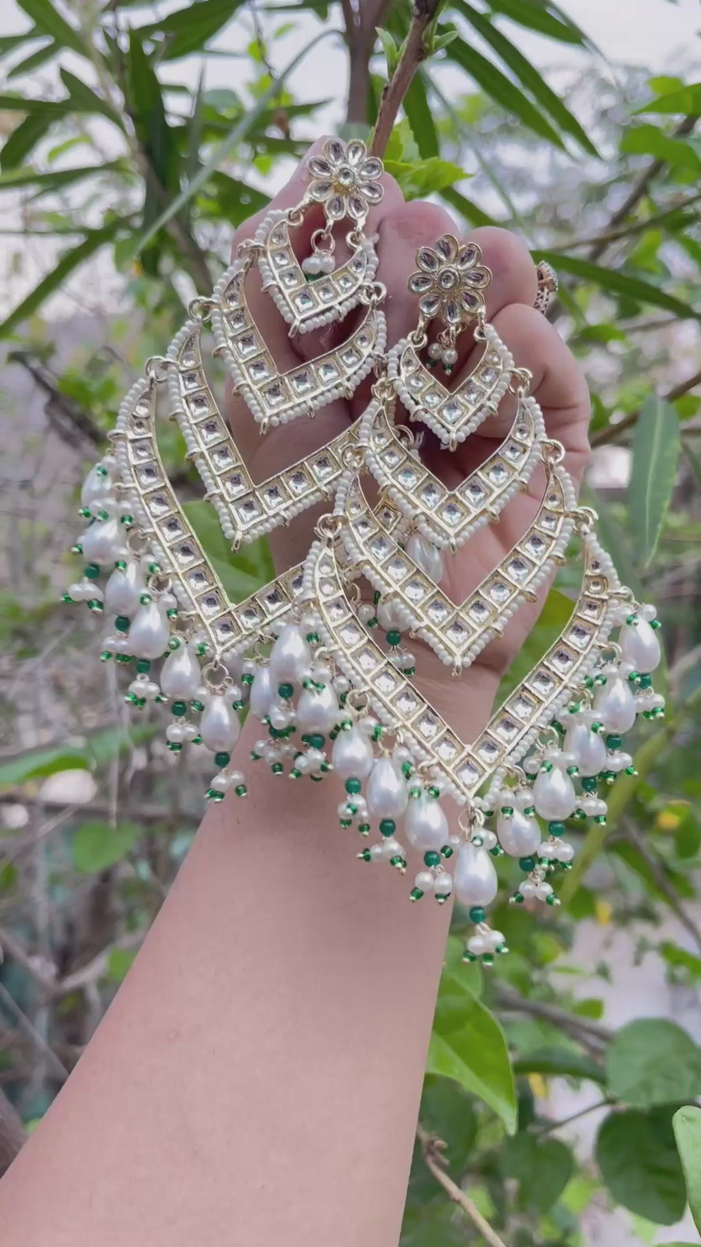 Amrapali - The Queen’s Chandbali